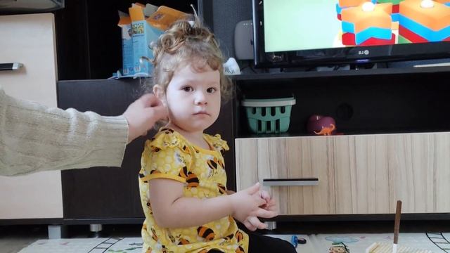 Разбираю аптечку/ Убрала грядки посадила редиску, лук/ смотреть онлайн