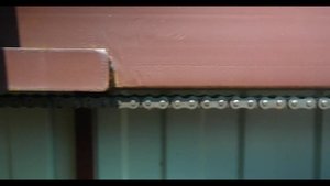 Откатные ворота со средней балкой