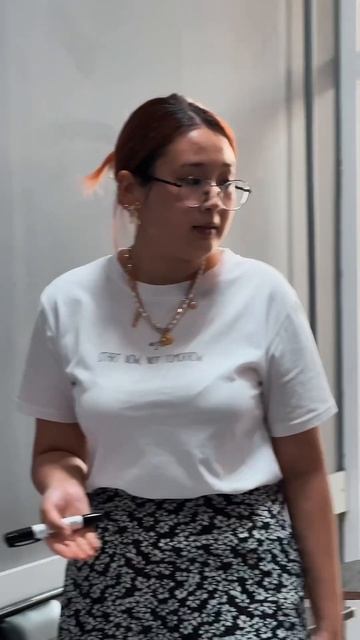 Сегодня именно тот день, чтобы начать учить английски? смотреть онлайн