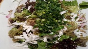 Салат из пекинской капусты