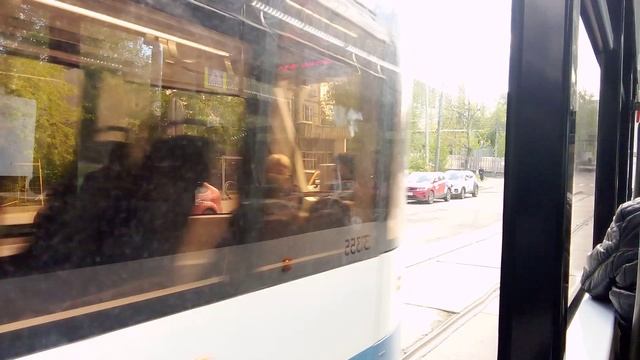 Очень интересные автомобили каршеринг в Москве. Выглядит очень эпично.