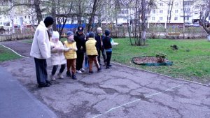 Дворовая игра "ЗНАМЯ"