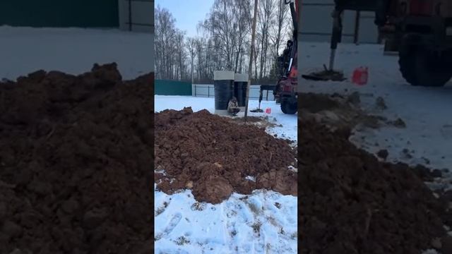 Бурение колодца машиной в Клинском районе д Заовражье
