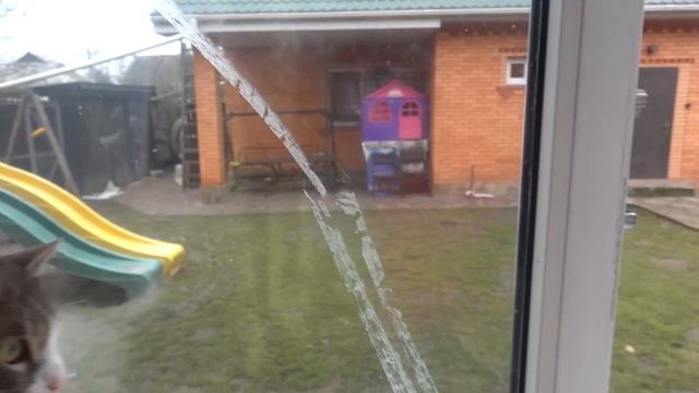 VLOG Чем кормят Дашу в школе. Отправила посылку смотреть онлайн