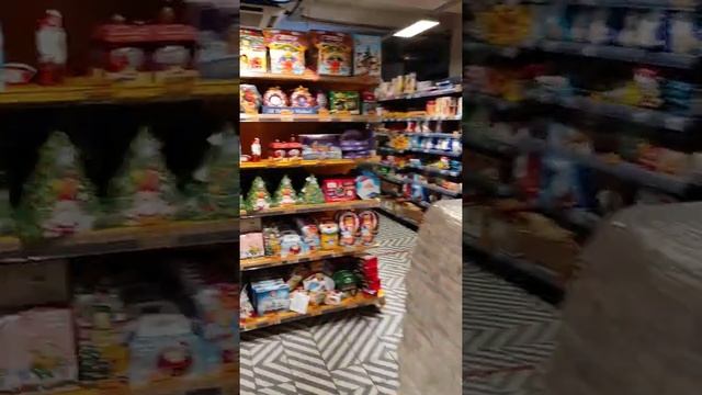 19.12. Скудный новогодний ассортимент Пятерочки смотреть онлайн