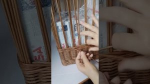 Прямоугольная хозяйственная корзина. Плетение из бумажной лозы.   #корзина #плетениеизбумажнойлозы