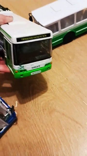 ну как всегда 258 все портит сломал 3 ребра 251 разбил лицо 246-у и сказал полные ярости слова 253- смотреть онлайн