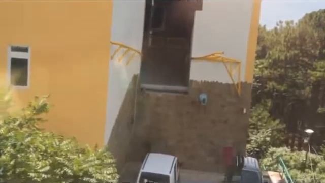 Спуск на канатке с горы Ай-Петри смотреть онлайн