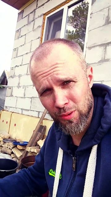 так можно "взбодрить" древний топор 😁✌️ смотреть онлайн