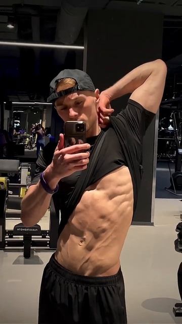 РАДИ ЭТОГО НАДО РАБОТАТЬ #fitness #gym #bodybuilding #gymmemes #фитнес #юмор #бодибилдинг #приколы