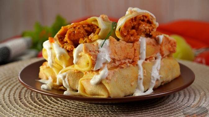 Нажористо и очень вкусно. БЛИНЧИКИ С МЯСНОЙ НАЧИНКОЙ