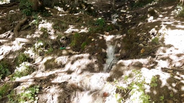 Водопад в Москве/Дома колодцы смотреть онлайн