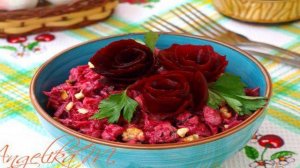 Салат из свеклы с курицей и черносливом