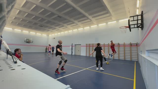 Баскетбол на учительской смотреть онлайн