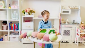 The Very Hungry Caterpillar | Read Aloud Picture Book