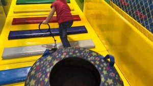 Настюша на детской игровой площадке в ТРЦ Гранд Парк!