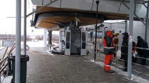 Посадка и высадка пассажиров на Нижегородской канатк?