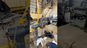Ремонт двигателя экскаватора-погрузчика NEW HOLLAND
