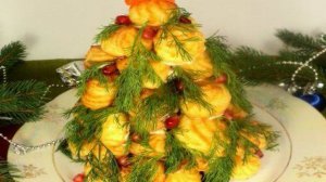 Закусочный торт из профитролей