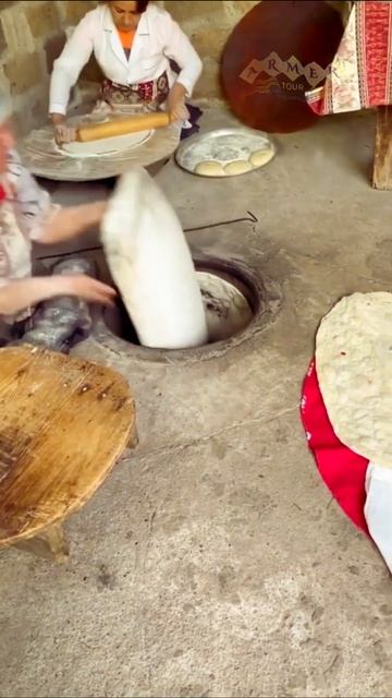  Вкус Армении: Лаваш из тандыра и приглашение в гост?