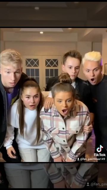 Юля Гаврилина.Чёрный ловелас .Видео с моего тик тока смотреть онлайн