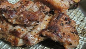 Тушеные свиные ребра на овощах