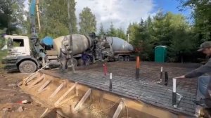 Заливка бетона, фундамент монолитная плита для дома и?