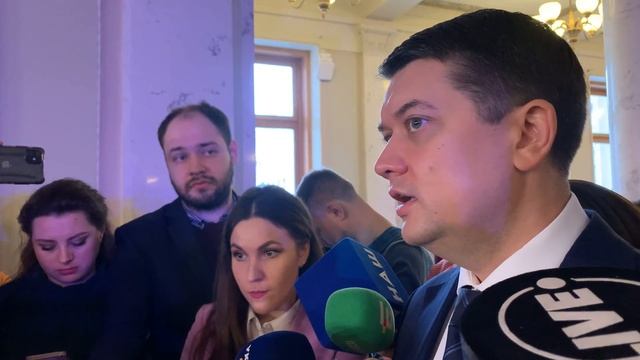 Разумков: «Депутат Дмитрук призупинив членство в МФО «Розумна політика». смотреть онлайн