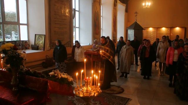 Акафист иконе Божьей Матери Молченская-Целительница