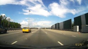 посадка самолета над шоссе во Внуково 17 06 2017