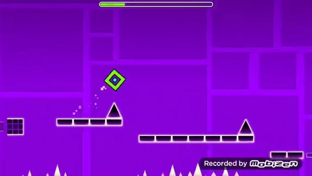 Играю в игру Geometry Dash Lite смотреть онлайн