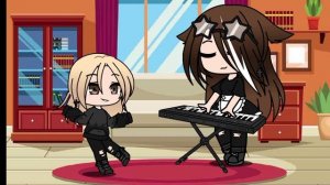 Играю на электроном пианино