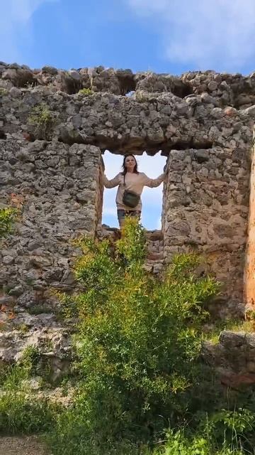 Штурмую неприступные стены Аланьи! А почему бы и нет? 😊🤭 Турция Аланья