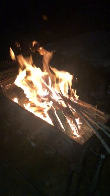 Тёплый вечер в Гудауте. Отдых в Абхазии - в Стране Душ?