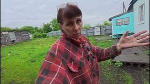 Всех разделили. Хлопочу на кухне, пересадила цветок