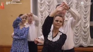 Давайте начнём день с потрясающе трогательного видео, объединившего разные города и поколения!!   97