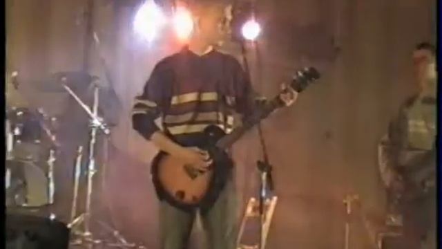 На Грани - За нас (live 01.12.2005) смотреть онлайн