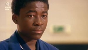 Молокососы (Skins) - 3 сезон - 3 серия