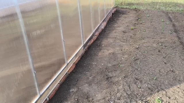 КУПИЛИ ДОМ НА ЮГЕ/ УСТАНОВИЛИ ТЕПЛИЦУ/ МАЛЕНЬКИЕ ДОДЕЛ смотреть онлайн