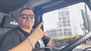 Всех с наступающим 9 мая. Работаем✌️