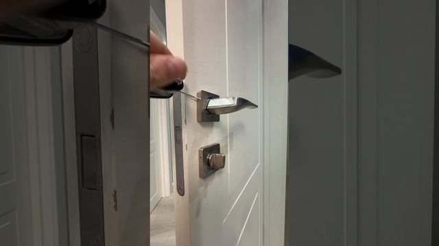 Сломался замок? I Замена магнитного замка межкомнатно? смотреть онлайн