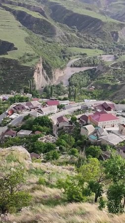 Дагестан. Аул Гуниб и его окрестности. Вид со смотровой площадки Гуниба