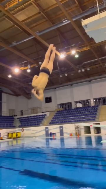 Прыжок🌊 Назар💥 Прыжки в воду💣 #спорт #shorts #спортсме? смотреть онлайн