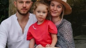 ЧТО НЕ ТАК С ЭТОЙ СЕМЬЕЙ КОЛЯ И МАРИНА! ИЗМЕНА  И РАССТАВАНИЕ В ИХ ЖИЗНИ.