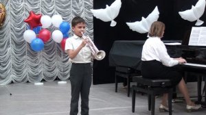 Марш шахматных коней  исполняет Самойлов Иван