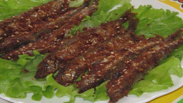 Мойва жареная в кунжутной панировке