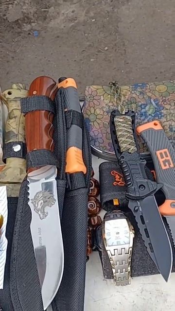 Ножи и топоры советского периода на БАРАХОЛКЕ. Киев.#б? смотреть онлайн