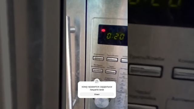 готовим сардельку в микроволновке#сарделька#микровол