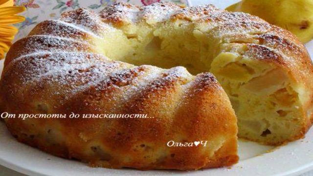Шарлотка с грушами и яблоками