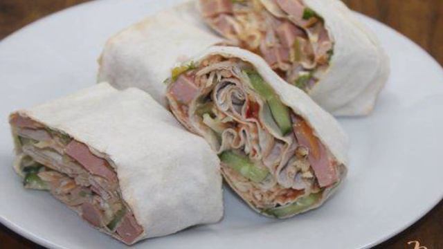 Рулет с лаваша с начинкой